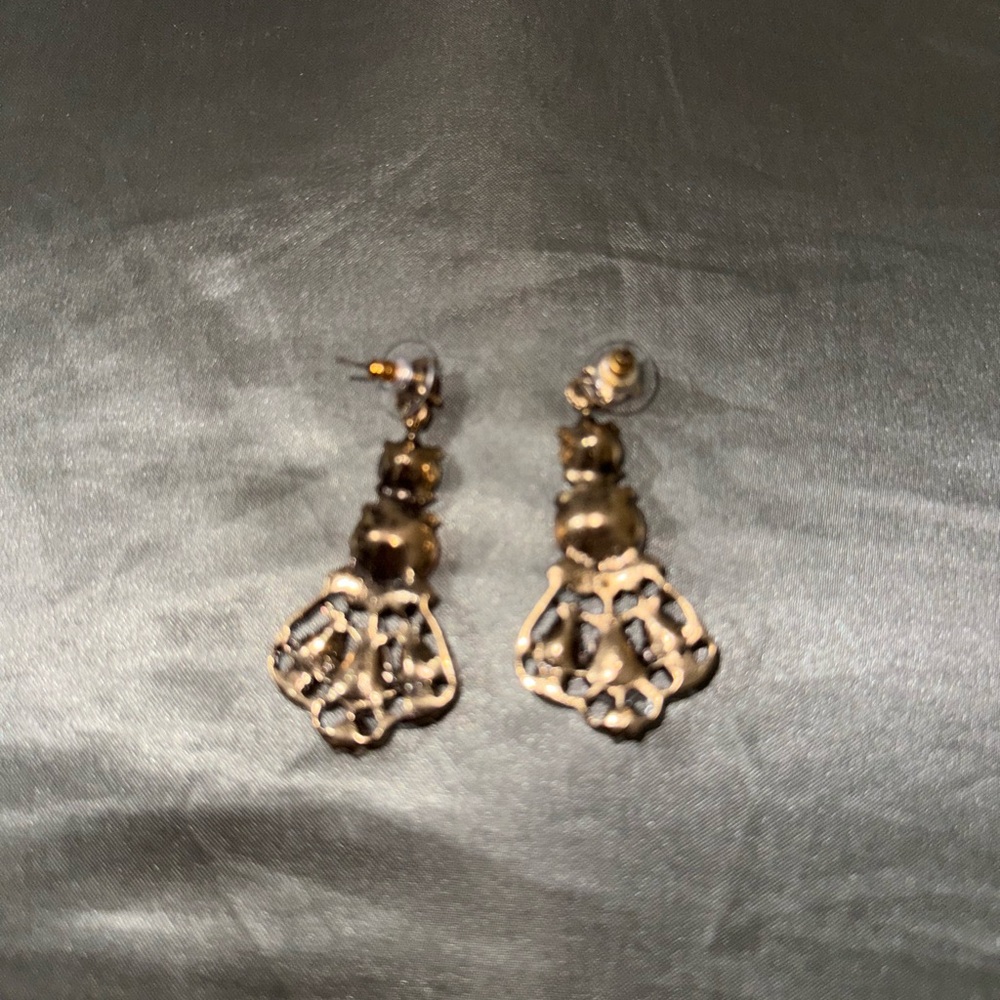 Elegant Multicolor Drop Earrings - Picture 6 of 16